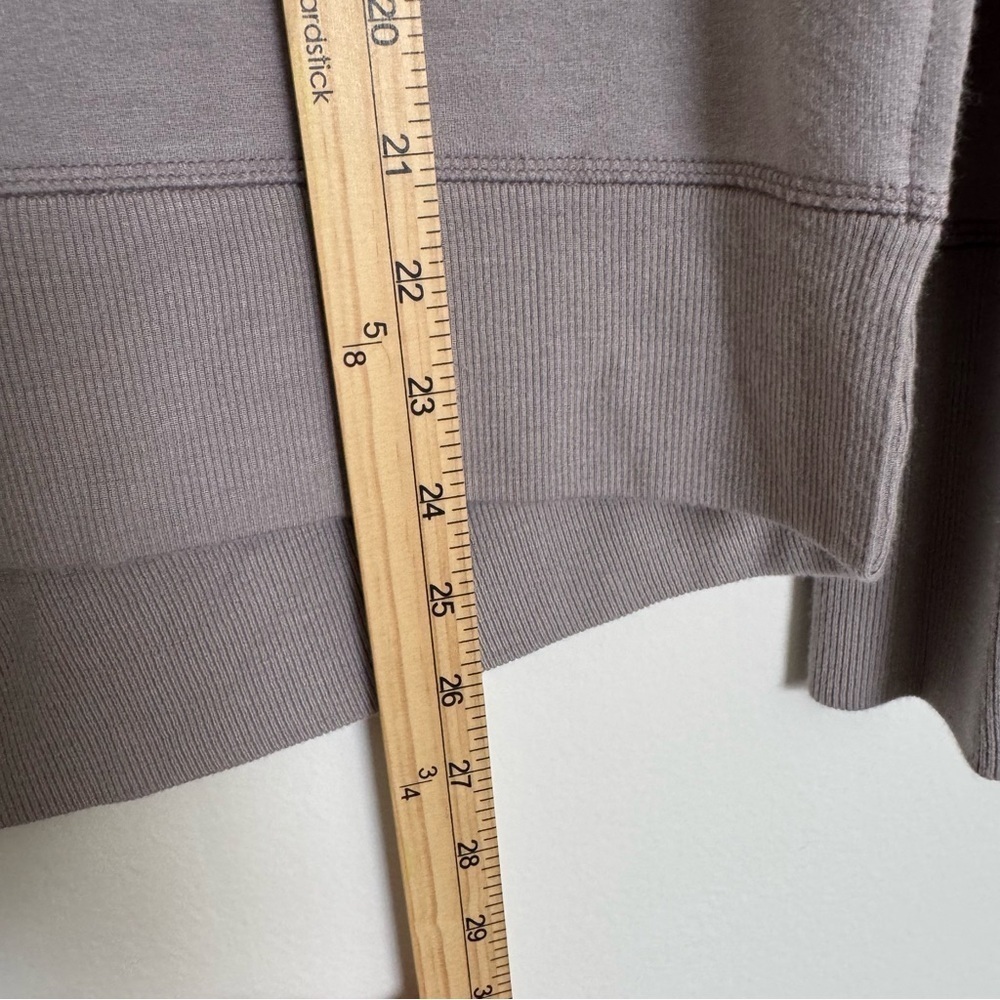 Athleta Coaster Luxe Crewneck Sweatshirt Light Purple Super Soft Oversized XS - Picture 8 of 8
